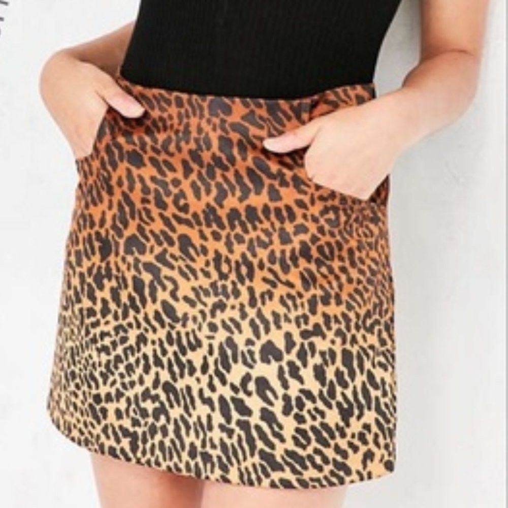Leopard Print Mini Skirt Ecote Maximal Cool Girl Statement Piece Ombre Mod 4